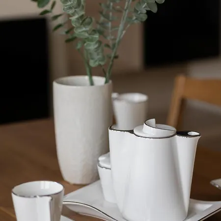 Apartament Jasny Z Dwoma Sypialniami I Biurkiem By Renters *